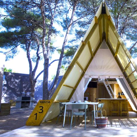 Tente en toile et en bois 4 personnes - LODGE KENTIA