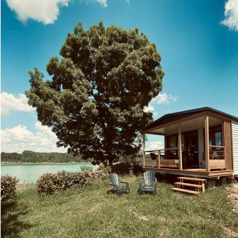 MOBILHOME 4 personnes - Family Premium BDL 28m² - Clim + TV + Terrasse Couverte