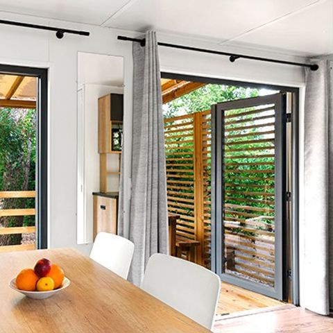 MOBILHOME 4 personnes - Ultimate | 2 Ch. | 4 Pers. | Terrasse simple | Clim. | TV