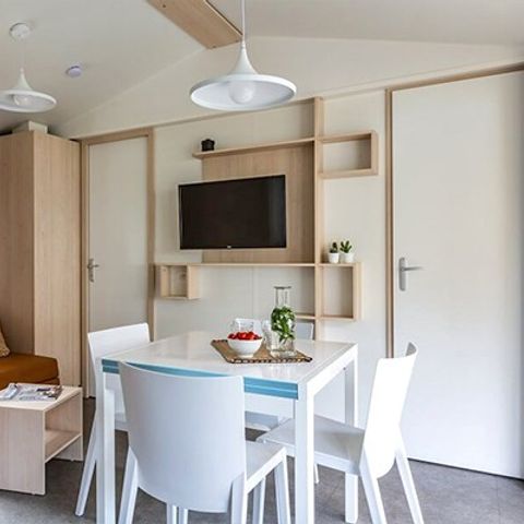 MOBILHOME 4 personnes - Ultimate | 2 Ch. | 4 Pers. | Terrasse surélevée | Douche tropicale | Clim. | TV