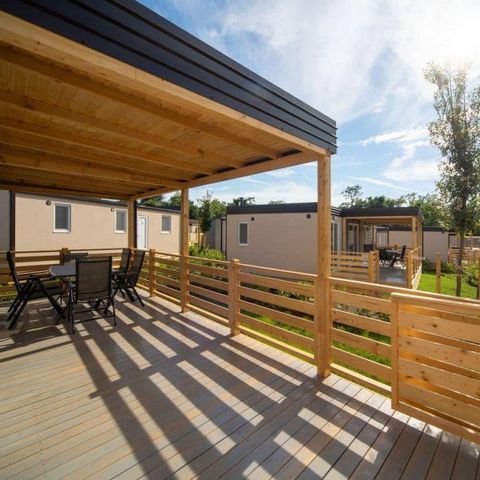 MOBILHOME 6 personnes - Comfort XL | 3 Ch. | 6 Pers. | Terrasse surélevée | 2 SDB | Clim. | TV