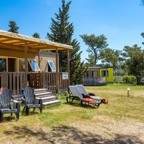 MOBILHOME 4 personnes - Mobil-home | Premium | 2 Ch. | 4 Pers. | Terrasse Lounge | 1 SDB | Clim.