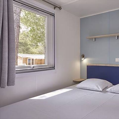 MOBILHOME 4 personnes - Mobil-home | Comfort | 2 Ch. | 4 Pers. | Terrasse surélevée | 1 SDB | Clim. | TV
