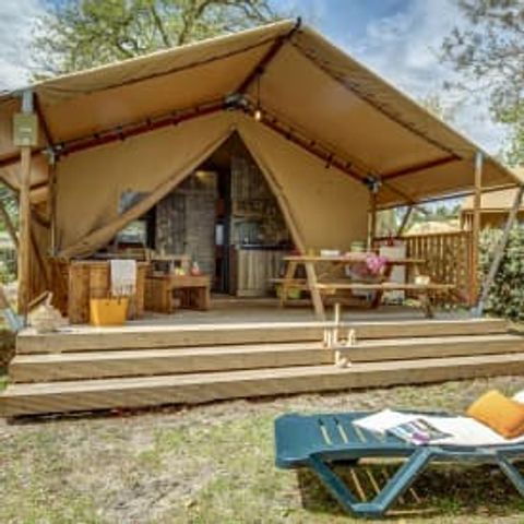 Tente en toile et en bois 5 personnes - Lodge 4p 2ch ****