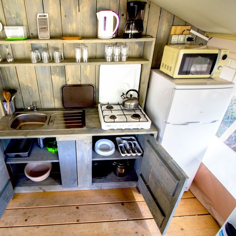 TENTE TOILE ET BOIS 5 personnes - Valkanela - Tente safari + sanitaires
