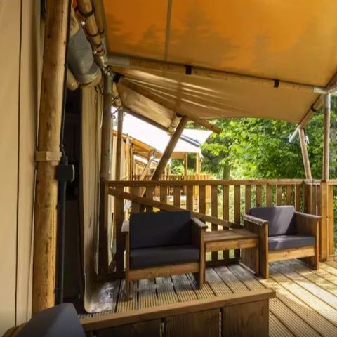 Tente en toile et en bois 5 personnes - Valkanela - Tente Safari Bella Lodge + sanitaires + air conditionné (6P)