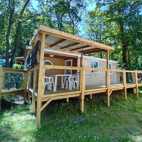 MOBILHOME 4 personnes - Standard Bois 24m² 2 chambres + terrasse semi couverte 18m² + TV
