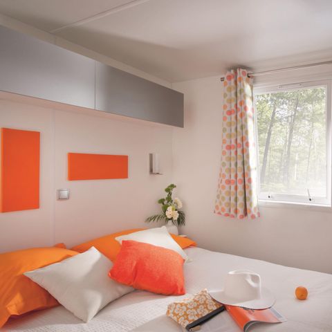 MOBILHOME 2 personnes - Confort 18m² 1 chambre + terrasse semi-couverte + TV