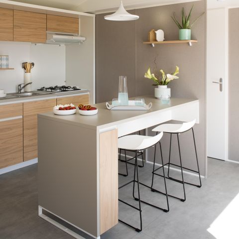 MOBILHOME 4 personnes - Cottage Confort 2ch. 4pers. -30m2 - Terrasse parasol - SAM