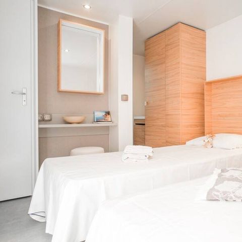 MOBILHOME 4 personnes - Mobile-home | Ultimate | 2 Ch. | 4 Pers. | Terrasse surélevée | 2 SDB | Clim.