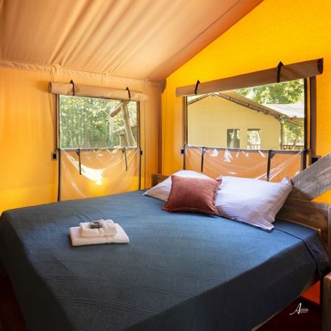 BUNGALOW TOILÉ 5 personnes - Luxury Lodge 4/5 personnes en zone J (2 chambres)