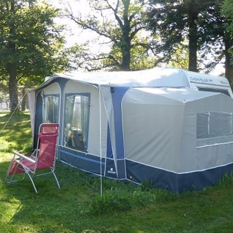 CARAVANE 3 personnes - Caravane (lits faits à l'arrivée, sans supplément)