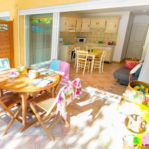 APPARTEMENT 4 personnes - 3 pièces Mezzanine 56 m² - 2 chambres - Climatisation et TV