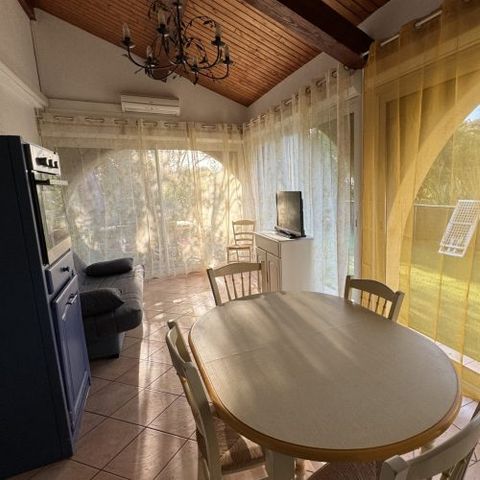 APPARTEMENT 4 personnes - Bleuet 58 m² - 3 pièces - 2 chambres - Climatisation et TV