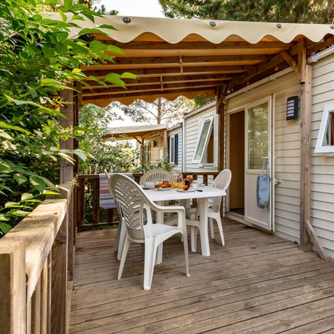 MOBILHOME 6 personnes -  Homair mobil homes au camping de la Méditerranée Classic XL | 2 Ch. | 4/6 Pers. | Terrasse surélevée | Clim.