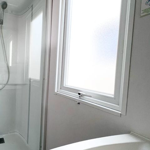 MOBILHOME 4 personnes - Loggia - 25m² - 2 chambres - climatisé