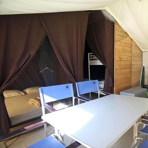 TENTE 5 personnes - Ciela Nature Lodge - 2 chambres - Cuisine – Salle de bain