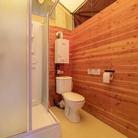 TENTE 4 personnes - Canadienne avec poêle à bois