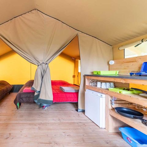 TENTE TOILE ET BOIS 4 personnes - Baroudeur (sans salle de bain privative)