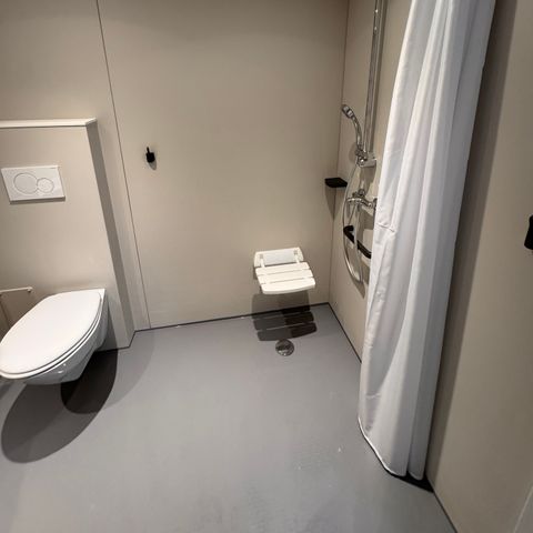 MOBILHOME 4 personnes - NEW // Résidence LOUISIANE PMR Confort 2 chambres + terrasse semi-couverte + TV