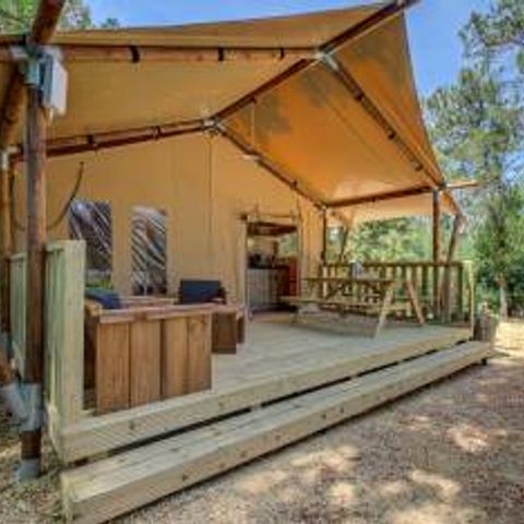 Tente en toile et en bois 4 personnes - Lodge Prémium 4 personnes