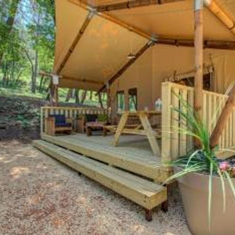 Tente en toile et en bois 4 personnes - Lodge Prémium 4 personnes