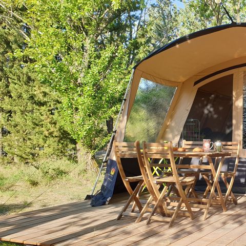 TENTE TOILE ET BOIS 4 personnes - Tente prêt à camper 28 m² - terrasse semi-couverte - sans sanitaire