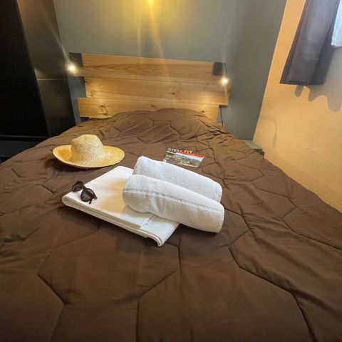 BUNGALOW 4 personnes - Cottage LA GARIOTTE - 4 personnes - 2 chambres - Climatisé - Télévision - Lave-vaisselle - D