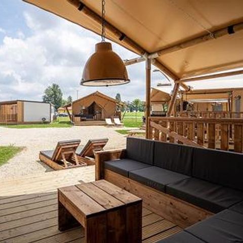 TENTE TOILE ET BOIS 6 personnes - SunLodge Pamoja&Kambi