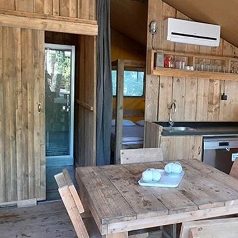 Tente en toile et en bois 4 personnes - Tente Safari | 2 Ch. | 4 Pers. | 1 SDB | Clim.
