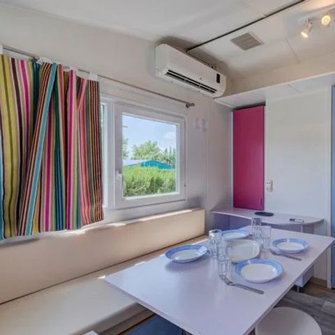 MOBILHOME 6 personnes - Classic | 3 Ch. | 6 Pers. | Terrasse surélevée | Clim.