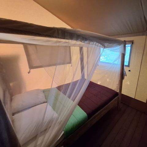 TENTE TOILE ET BOIS 4 personnes - Lodge Woody PMR ( accessible Handicapé) 4 pers