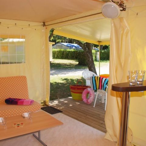 BUNGALOW TOILÉ 6 personnes - TENTE équipée 20m² 2 chambres (sans sanitaires) 5 pers