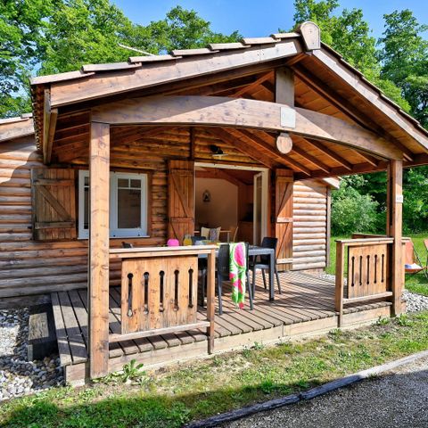 CHALET 5 personnes - Chalet Premium 35m² 2 chambres + terrasse couverte + climatisation + TV + LV 5 pers