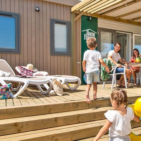 MOBILHOME 6 personnes - COTTAGE Premium 35m² 3 chambres + TV + Lave-vaisselle + climatisation + terrasse XL semi-couverte 1/6 pers