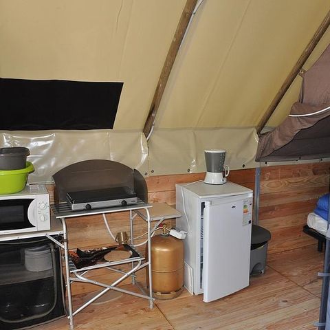 Tente en toile et en bois 4 personnes - Amazone (pas de sanitaires)