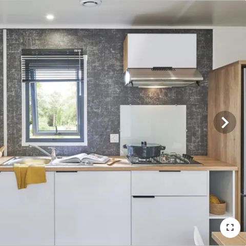 MOBILHOME 4 personnes - Olivier (2023), 2 chambres 2salles de bain, grand salon (tv), terrasse, wifi