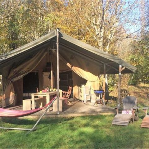 Tente en toile et en bois 6 personnes - Tente Lodge Safari 35 m² - 2 chambres - 10 m² terrasse couverte