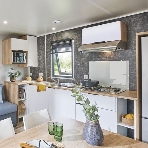 MOBILHOME 4 personnes - Mobil home"Olivier" (2023)  Dimanche, 2 chambres 2salles de bain, grand salon (tv), terrasse