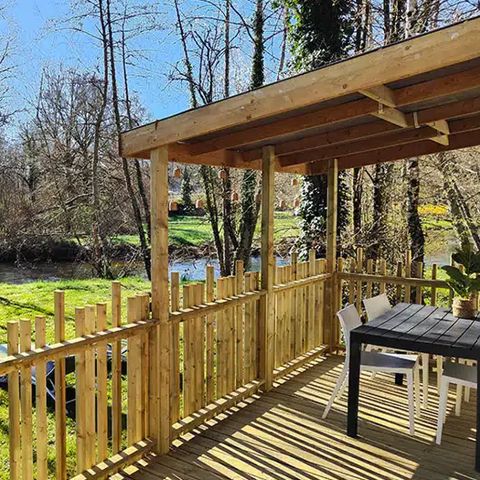 MOBILHOME 4 personnes - Le Chêne (2 chambres) - BORD RIVIERE - Rénové 2024