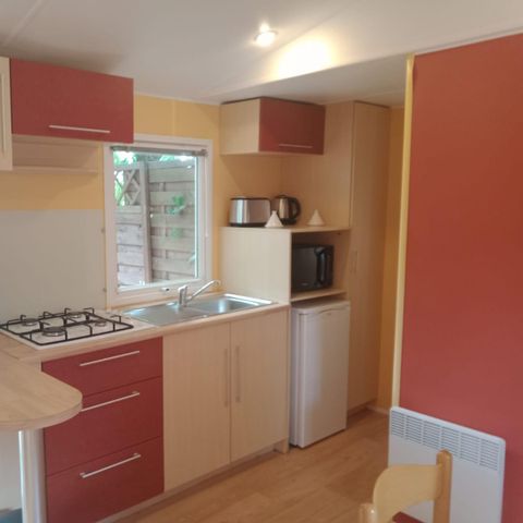 MOBILHOME 6 personnes - Standard 22-28m² - 2 chambres - terrasse couverte + TV*