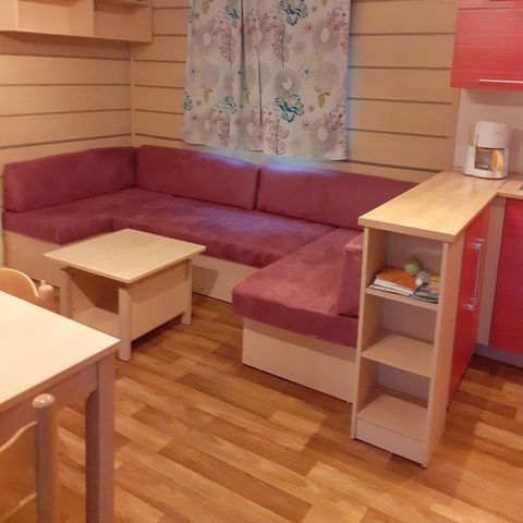 MOBILHOME 8 personnes - Standard 24-34m² - 3 chambres - terrasse couverte + TV
