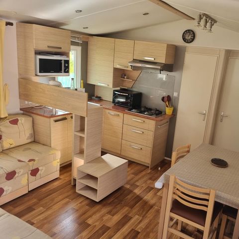 MOBILHOME 6 personnes - Confort 22-28m² - 2 chambres - terrasse couverte + TV