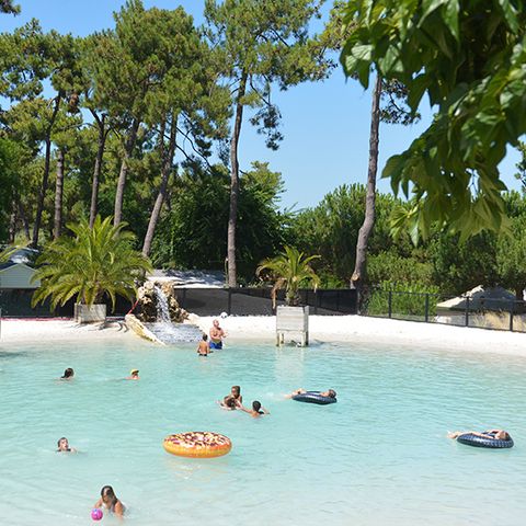 Camping Les Pins d'Oléron  - Charente-Maritime - Image N°2