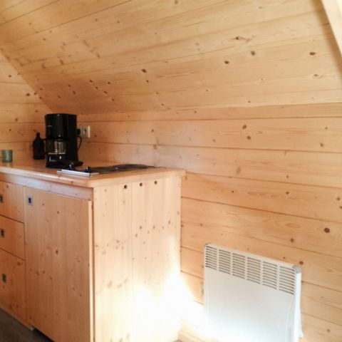 HÉBERGEMENT INSOLITE 2 personnes - CABANE 2 pers - accès PMR