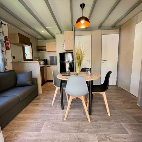 CHALET 4 personnes - PREMIUM 39m² (2 chambres) dont terrasse couverte + TV