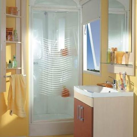 MOBILHOME 8 personnes - super titania