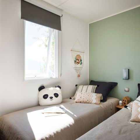 MOBILHOME 6 personnes - Mobil-home 28m² (2 chambres) + grande terrasse semi-couverte de 15m2