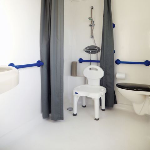 MOBILHOME 4 personnes - Mobil-home 30m² (2 chambres) + grande terrasse semi-couverte de 15m2 - accès PMR