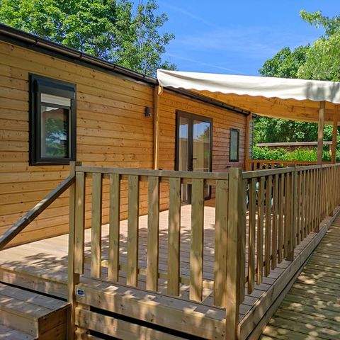 MOBILHOME 4 personnes - Mobil-home 30m² (2 chambres) + grande terrasse semi-couverte de 15m2 - accès PMR